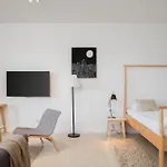 Jolara With Heated Pool Apartament