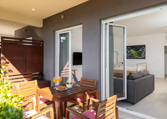 Apartman Jolara With Heated Pool *